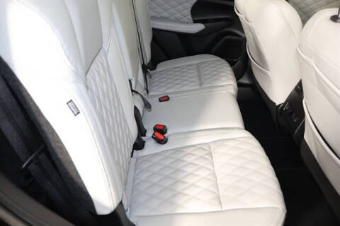 2024 Mitsubishi Outlander PHEV SEL Platinum Edition