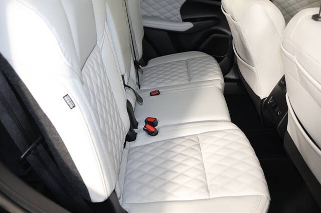 2024 Mitsubishi Outlander PHEV SEL Platinum Edition