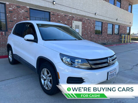 2013 Volkswagen Tiguan for sale at Sign and Drive Motors in Stanton CA