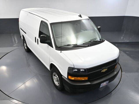 2022 Chevrolet Express 2500