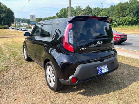 2015 Kia Soul +