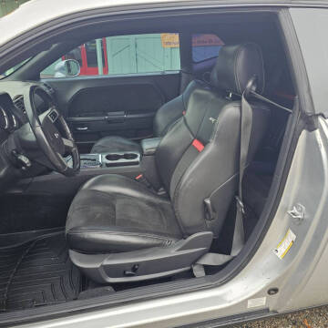 2009 Dodge Challenger SRT8