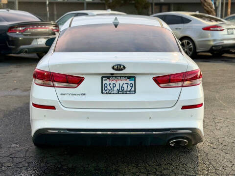2020 Kia Optima LX