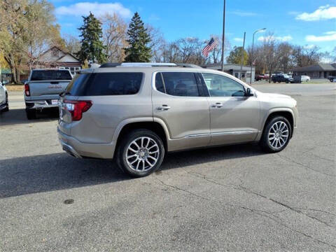 2022 GMC Acadia Denali