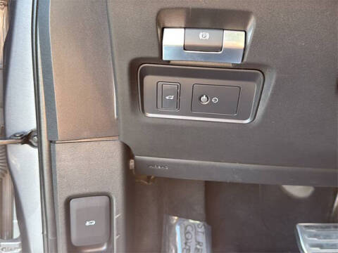 2020 Land Rover Range Rover Evoque R-Dynamic SE