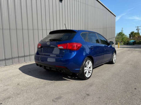2011 Kia Forte5 SX