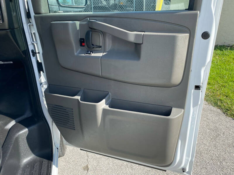 2020 Chevrolet Express 2500