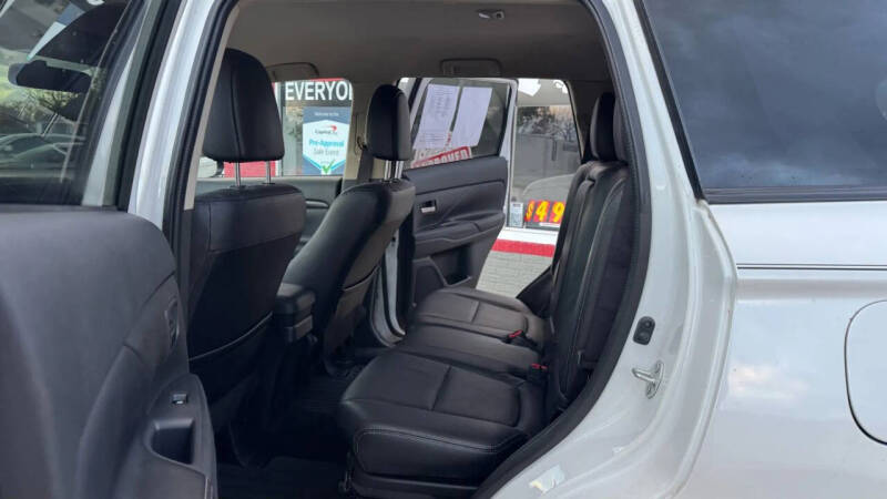 2016 Mitsubishi Outlander