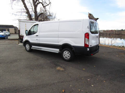 2023 Ford Transit 250