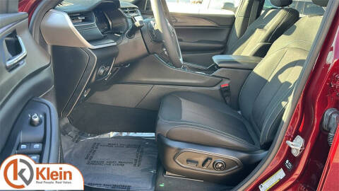 2024 Jeep Grand Cherokee L Laredo