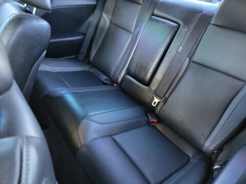 2016 Dodge Challenger SXT Plus