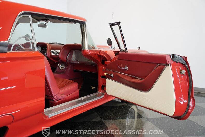 1959 Ford Thunderbird