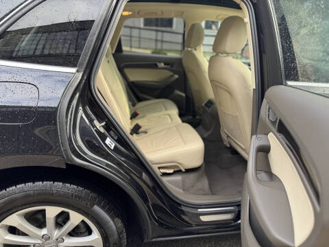 2014 Audi Q5 2.0T quattro Premium Plus