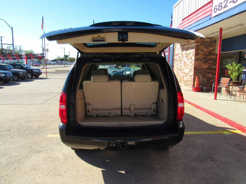 2007 Chevrolet Tahoe LT photo 13