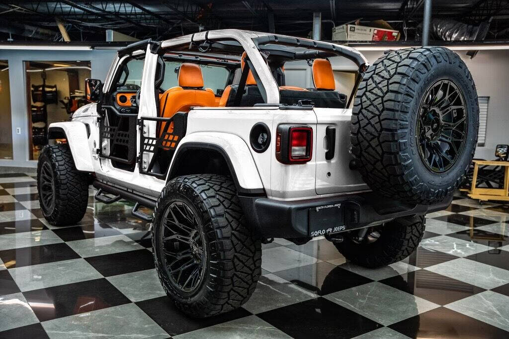 2024 Jeep Wrangler SUV / Crossover - $67,999