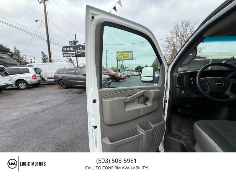 2019 GMC Savana 2500