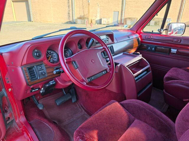 1994 Dodge Ram Van B250 LE