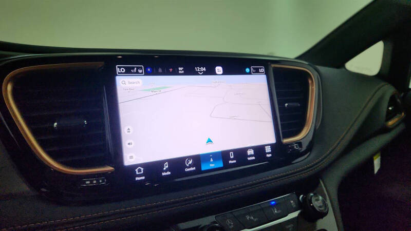 2027 Chrysler Pacifica Pinnacle