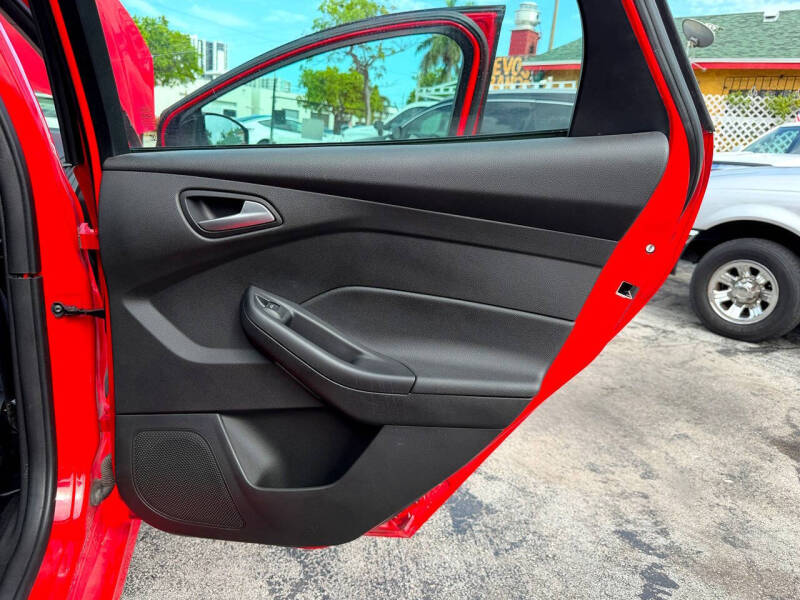 2015 Ford Focus SE