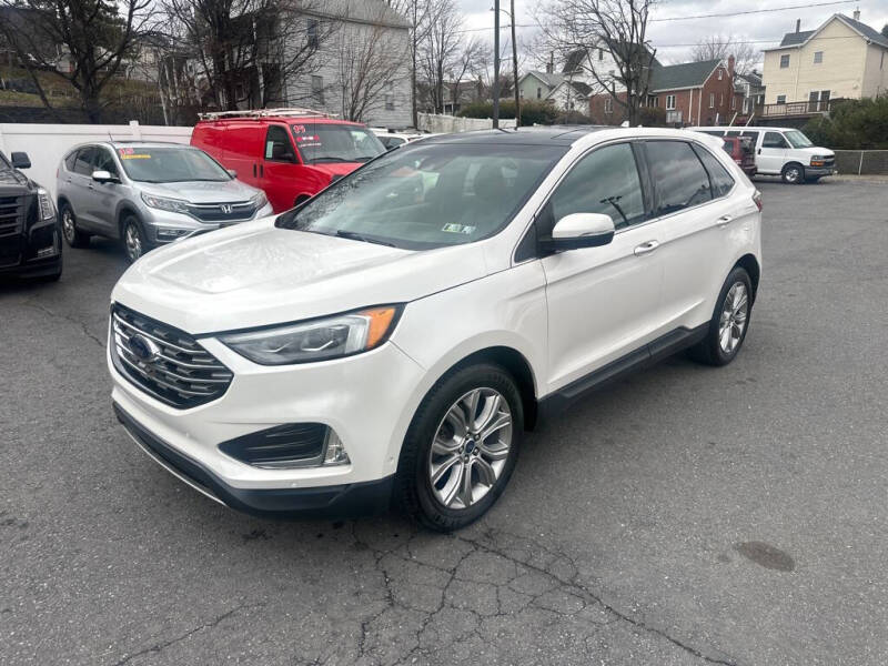 2019 Ford Edge Titanium