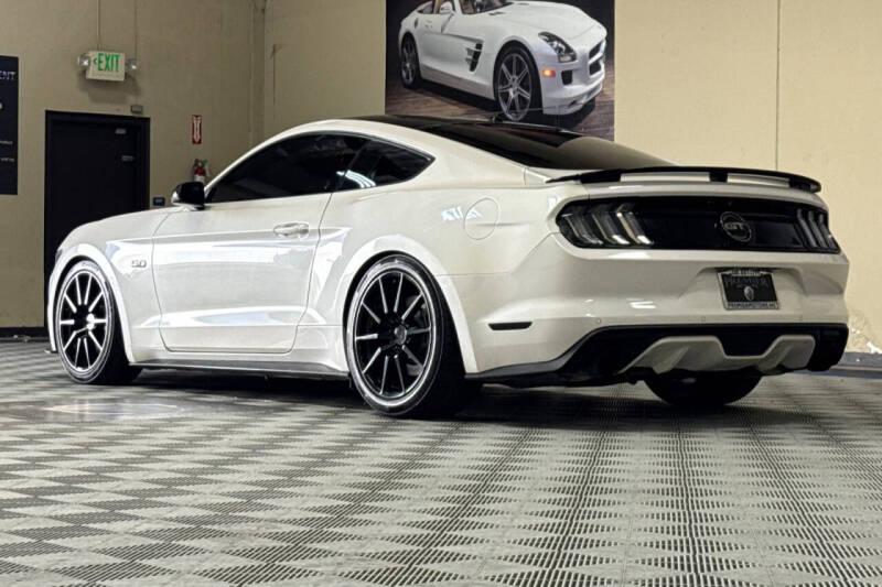 2017 Ford Mustang GT Premium