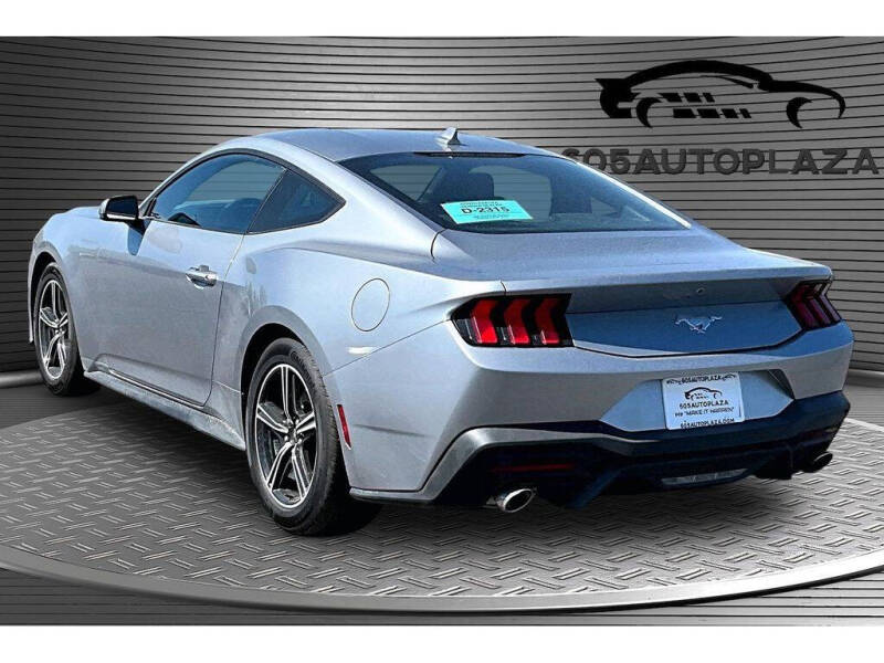2024 Ford Mustang EcoBoost