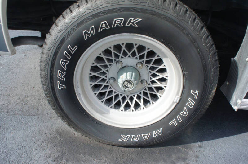 1990 Ford E-Series E-150