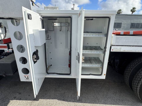 2015 Freightliner M2 112
