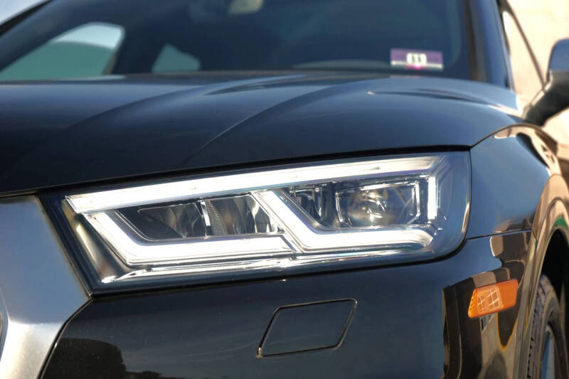 2018 Audi SQ5 3.0T quattro Premium Plus