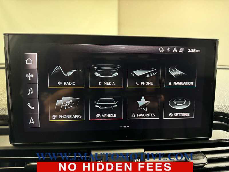 2022 Audi Q5 quattro Premium 40 TFSI