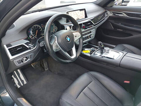 2018 BMW 7 Series 740i