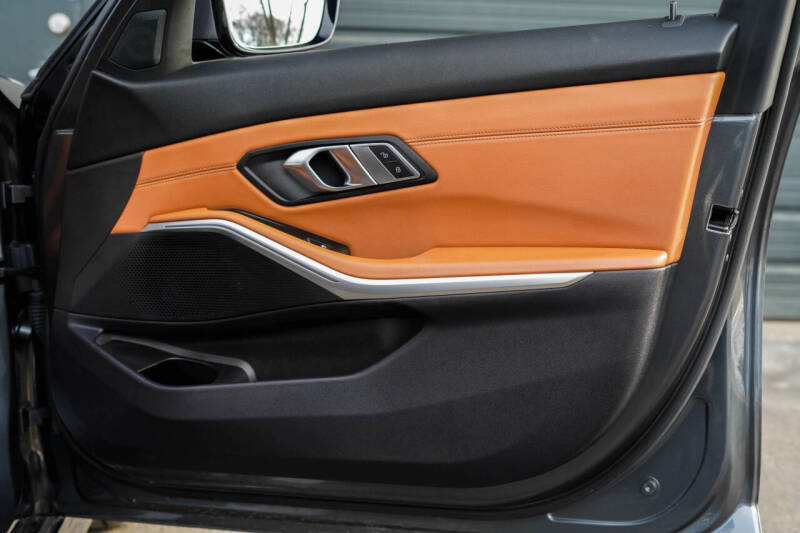 2021 BMW 3 Series 330i