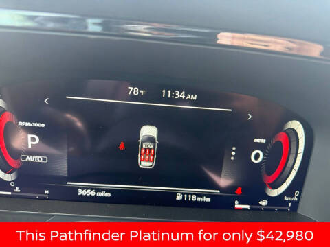 2025 Nissan Pathfinder Platinum