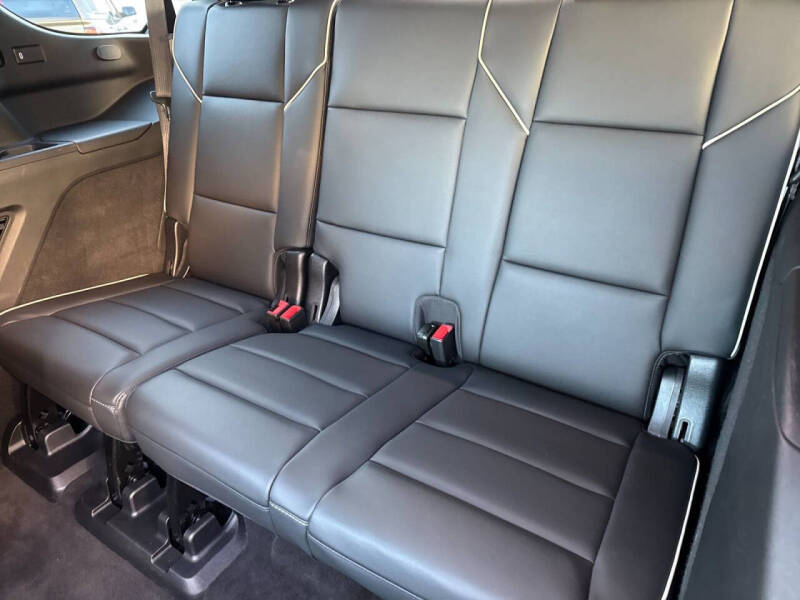 2022 Cadillac Escalade Sport