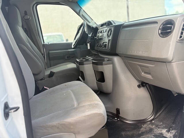 2011 Ford E-Series