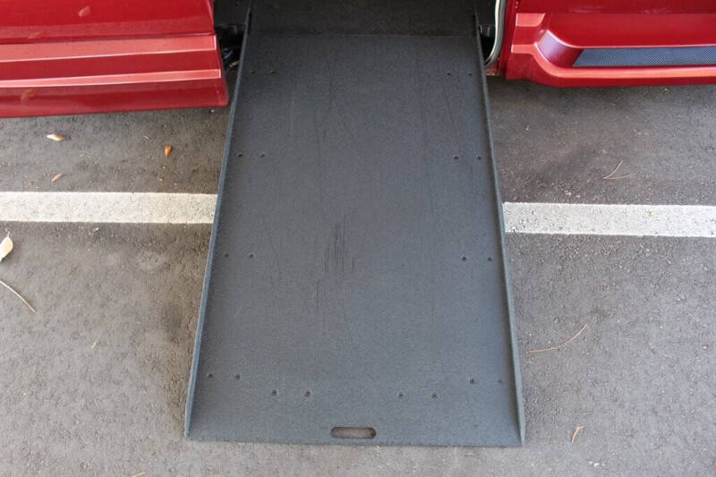 2011 Dodge Grand Caravan Crew