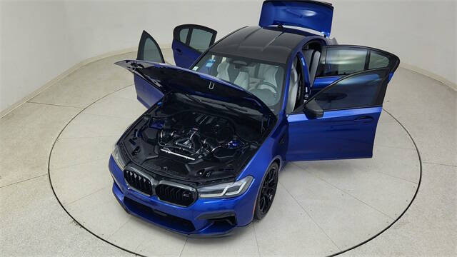 2022 BMW M5