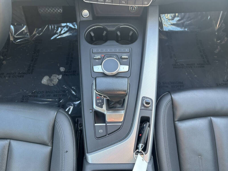 2017 Audi A4 2.0T quattro Premium