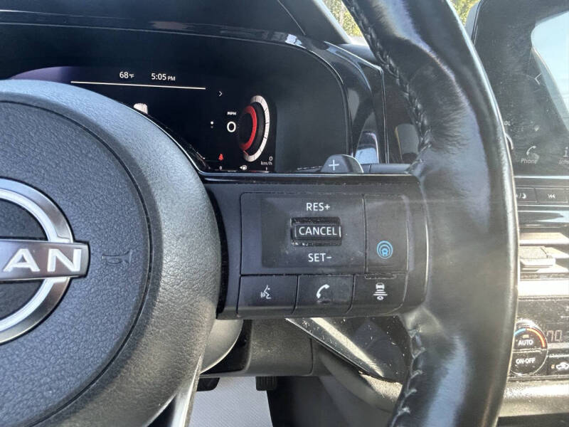 2022 Nissan Pathfinder Platinum