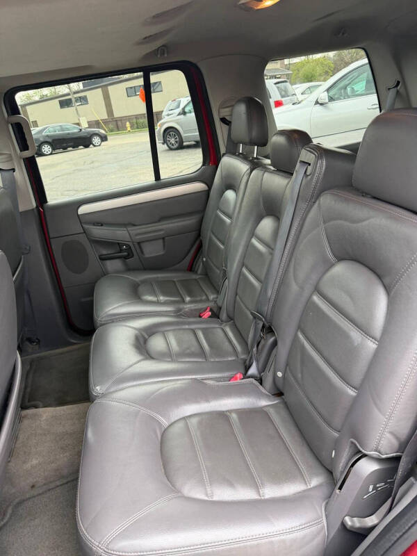 2003 Ford Explorer XLT