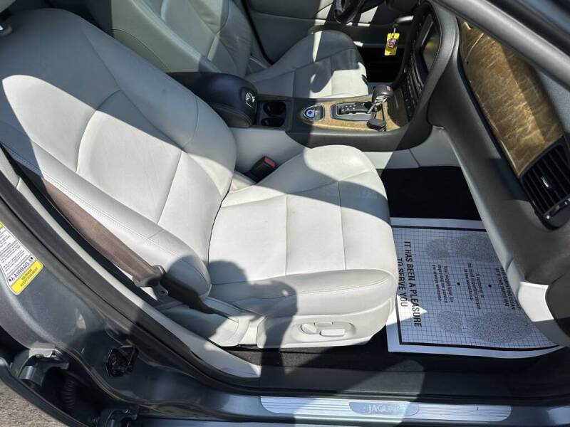 2005 Jaguar S-Type R