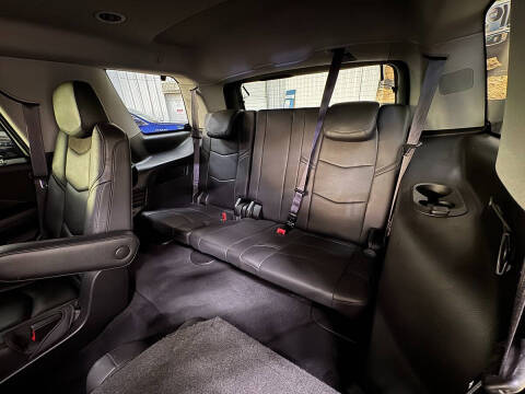 2017 Cadillac Escalade Luxury