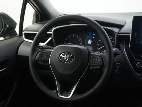 2025 Toyota Corolla Hatchback SE