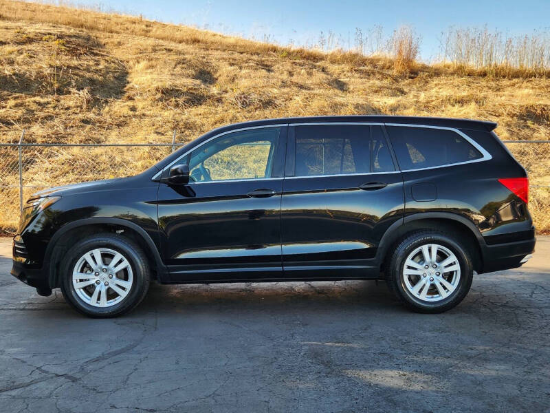 2017 Honda Pilot LX