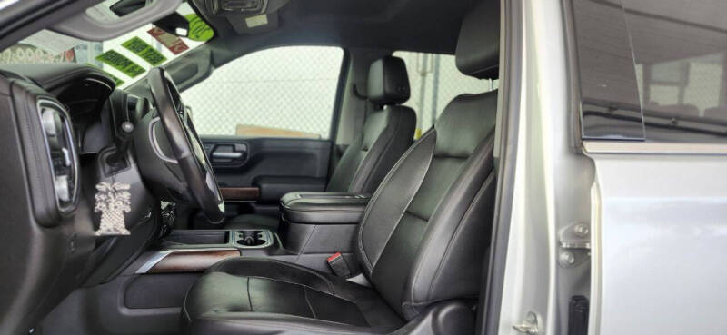 2021 GMC Sierra 1500 SLT