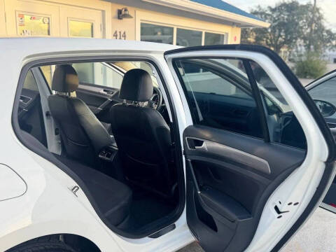 2016 Volkswagen Golf