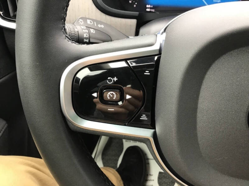 2024 Volvo S90 B6 Plus