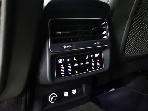 2019 Audi Q8 quattro Prestige 55 TFSI