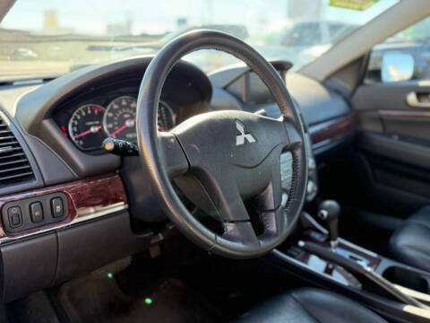 2012 Mitsubishi Galant SE