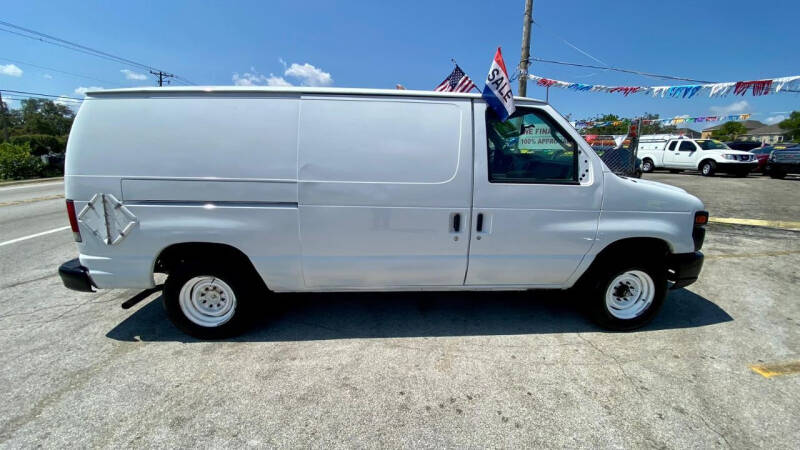 2010 Ford E-Series E-150